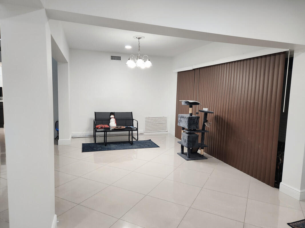 WOODLANDS SEC FIVE - Residential