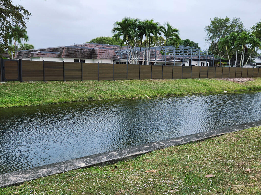 WOODLANDS SEC FIVE - Residential