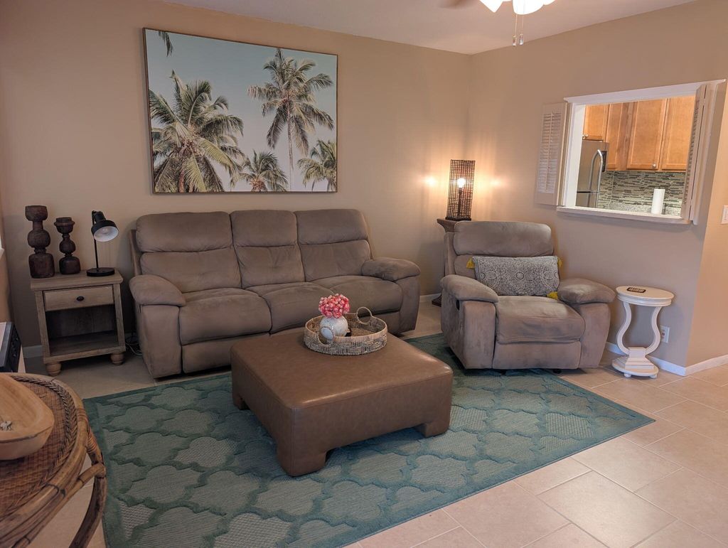Photo of 190 Easthampton H, West Palm Beach, FL 33417 (MLS # B26010158)