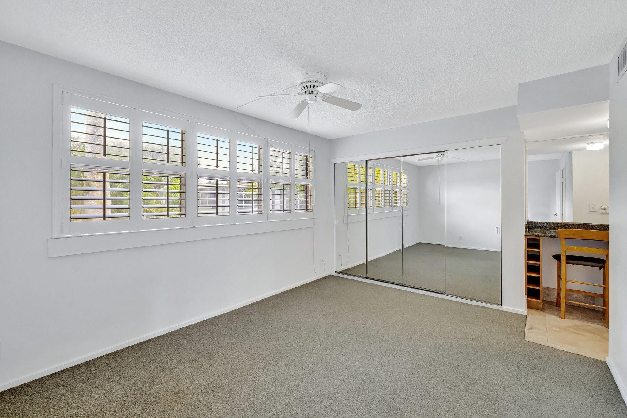 FOOTBRIDGE TOWNHOUSE - Residential