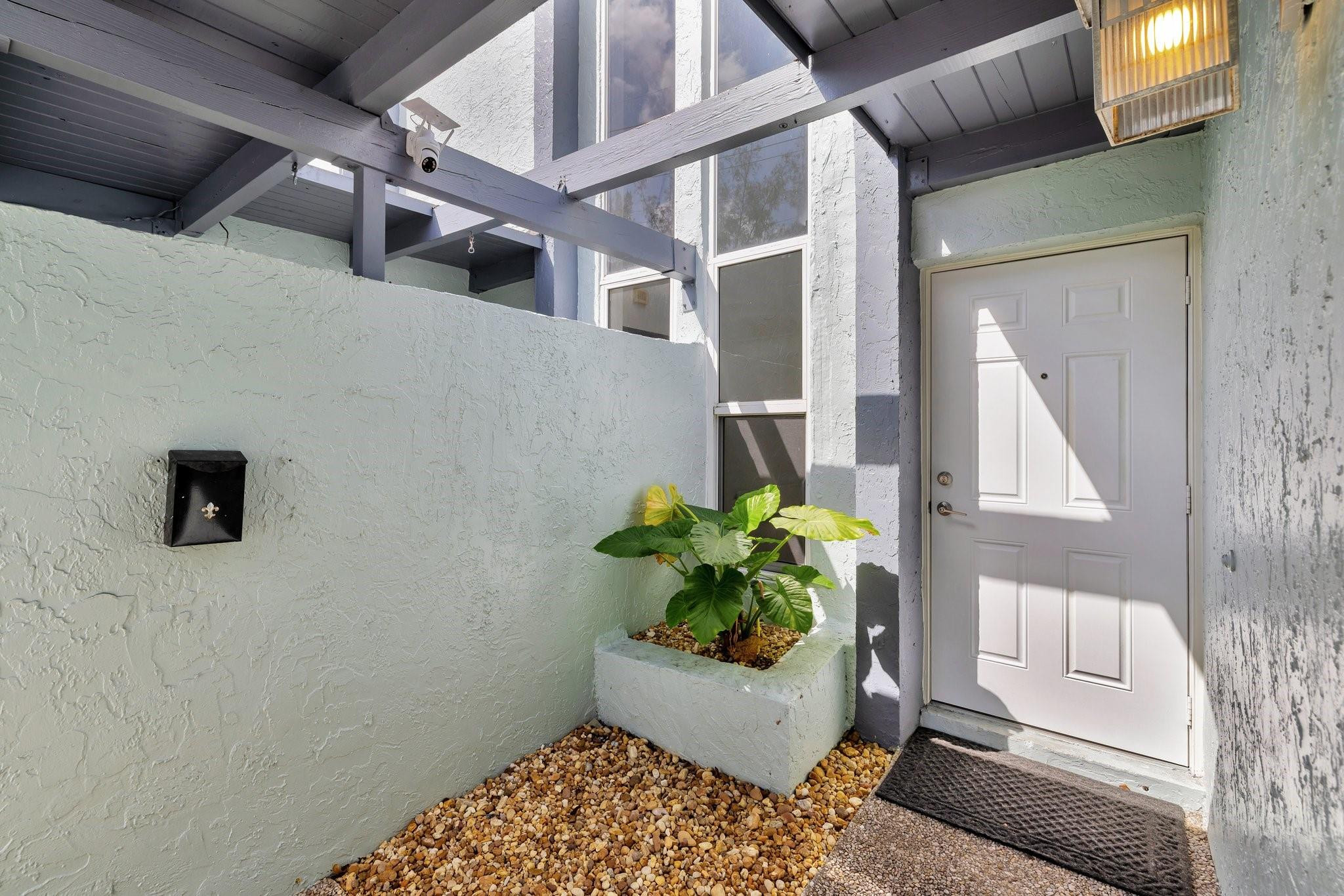 FOOTBRIDGE TOWNHOUSE - Residential