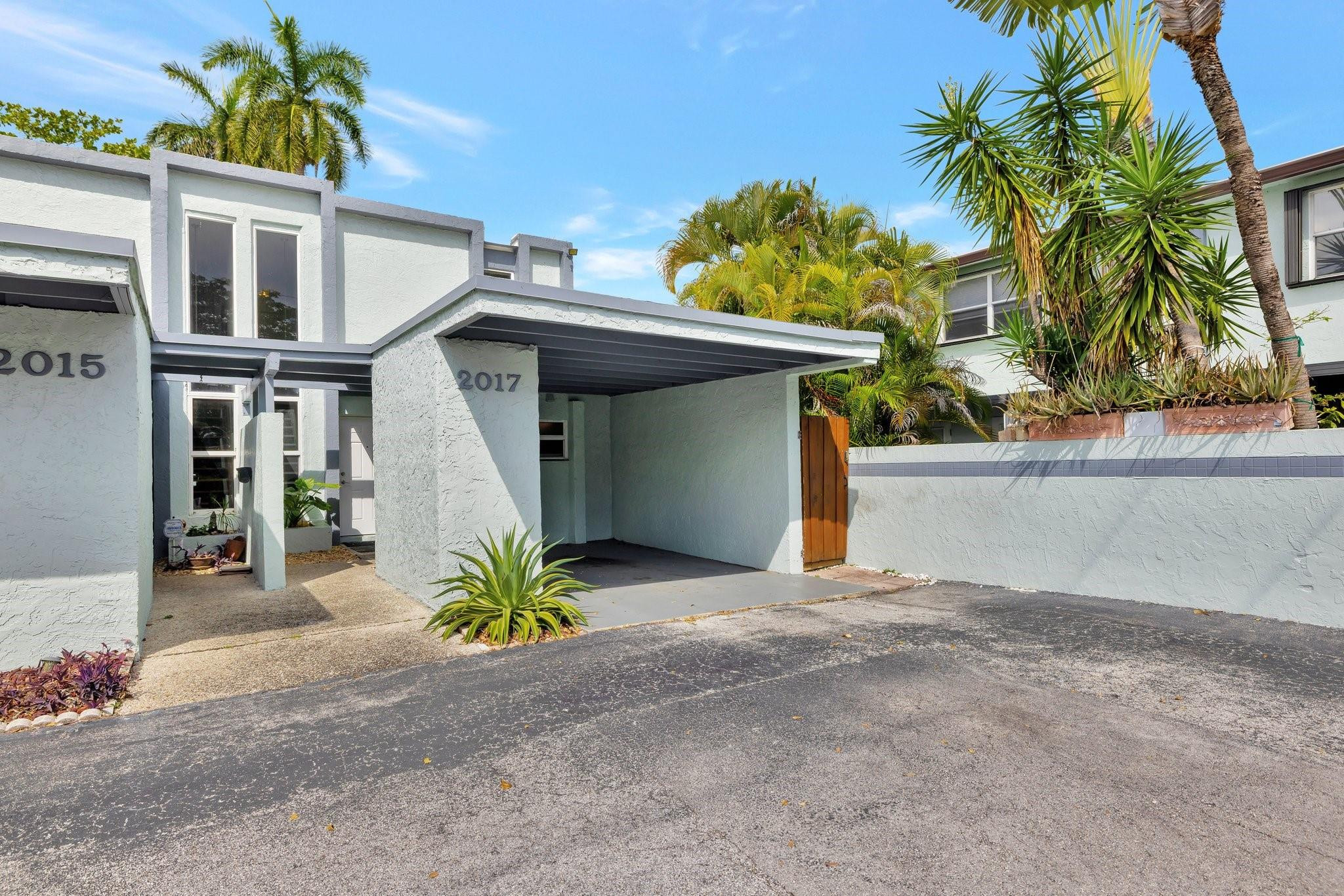 FOOTBRIDGE TOWNHOUSE - Residential