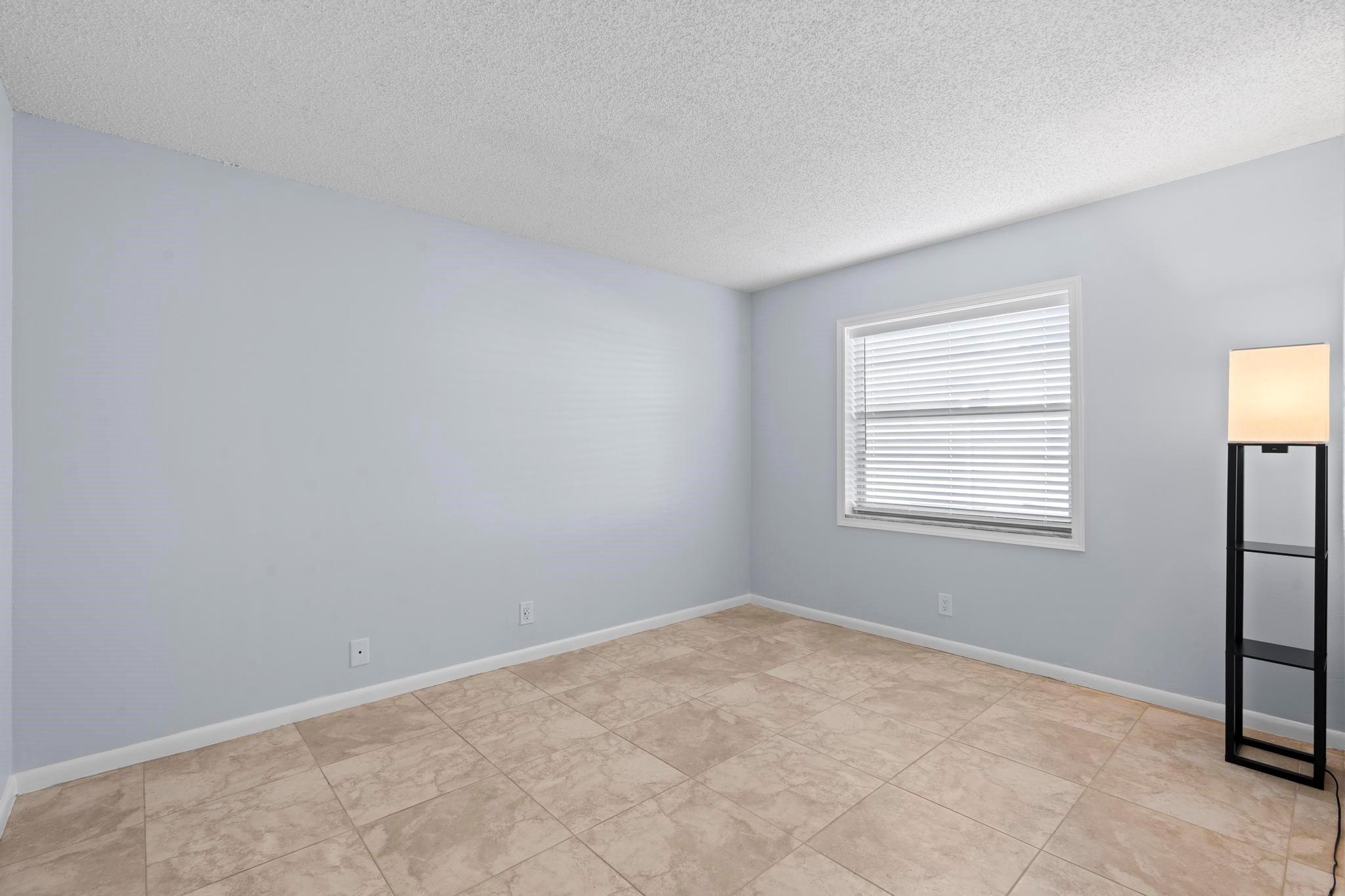 SUN HAVEN COND DECL FILED - Residential