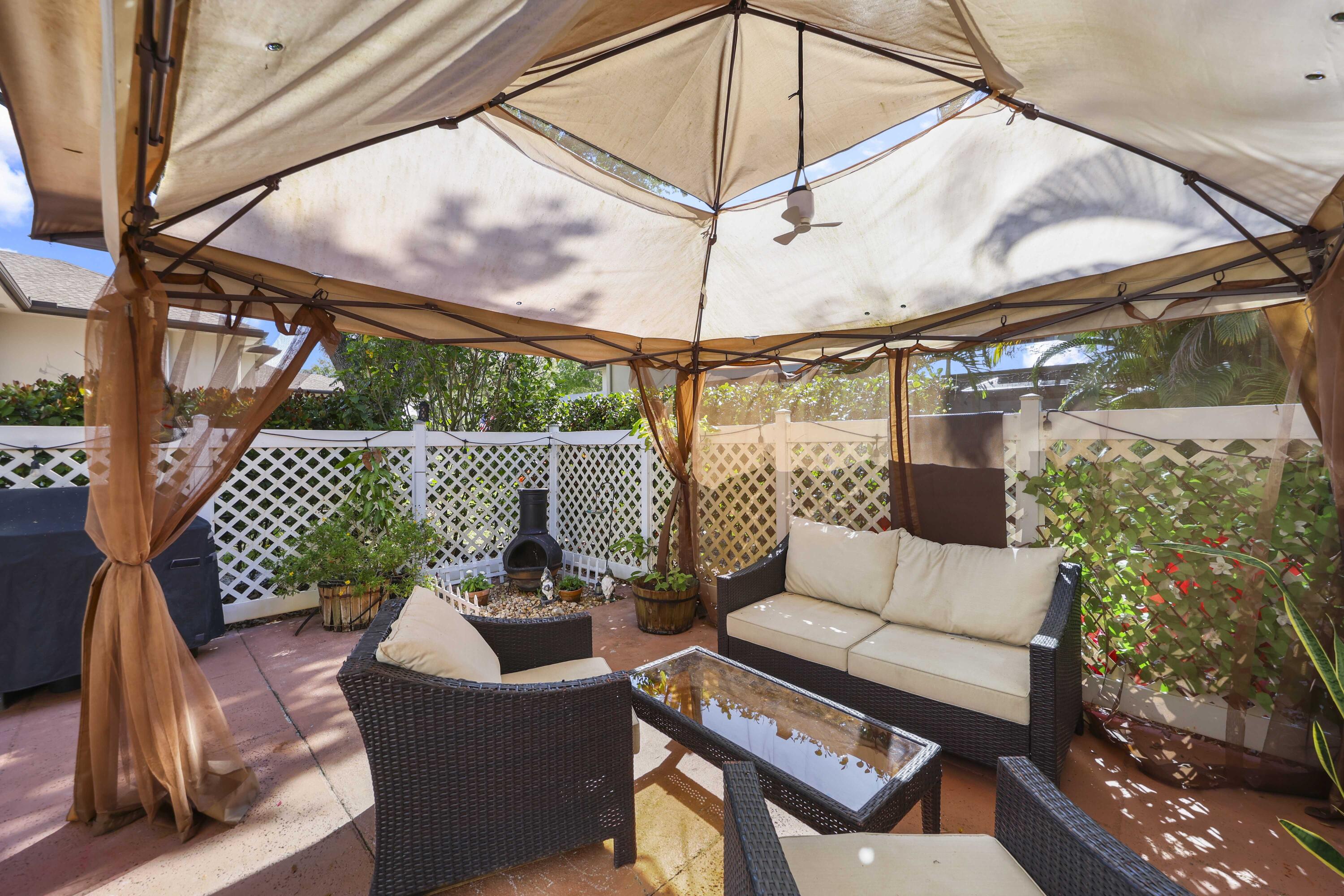 STAMFORD AT ROYAL PALM BEACH - Residential