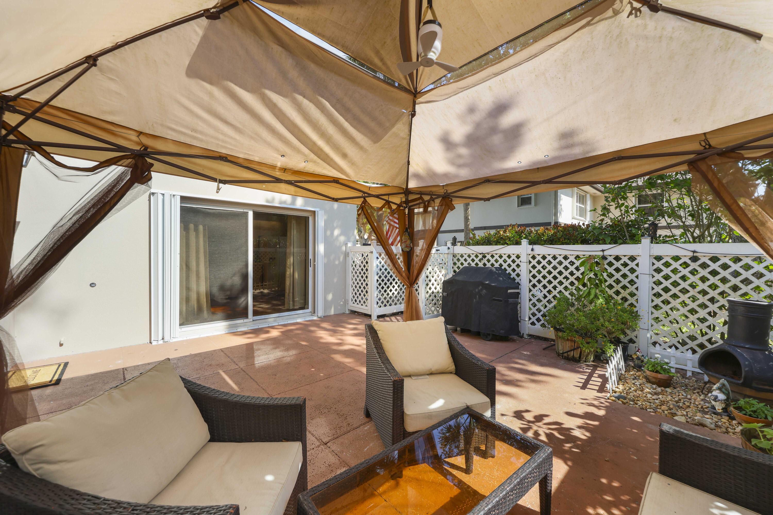 STAMFORD AT ROYAL PALM BEACH - Residential