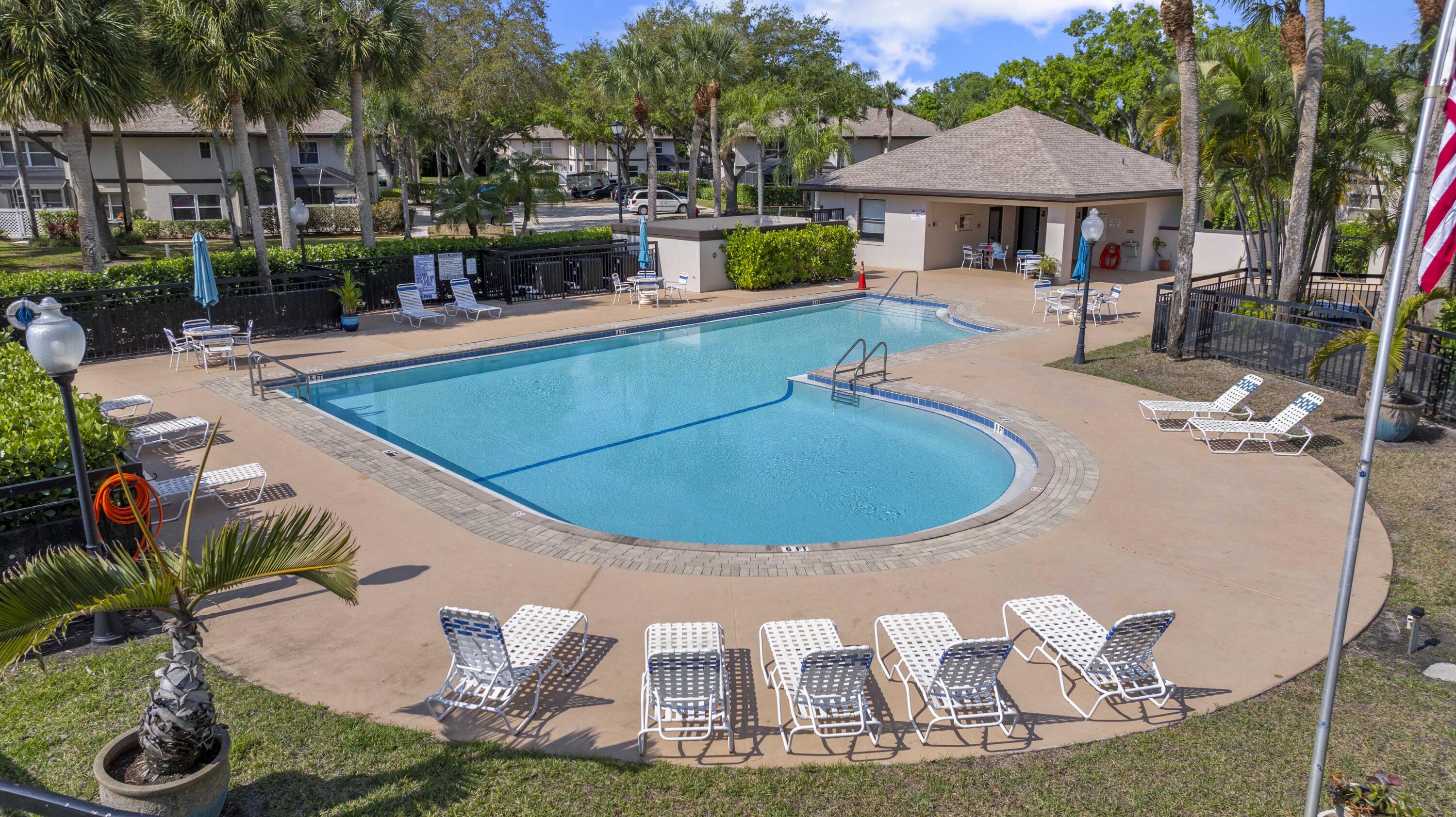 STAMFORD AT ROYAL PALM BEACH - Residential