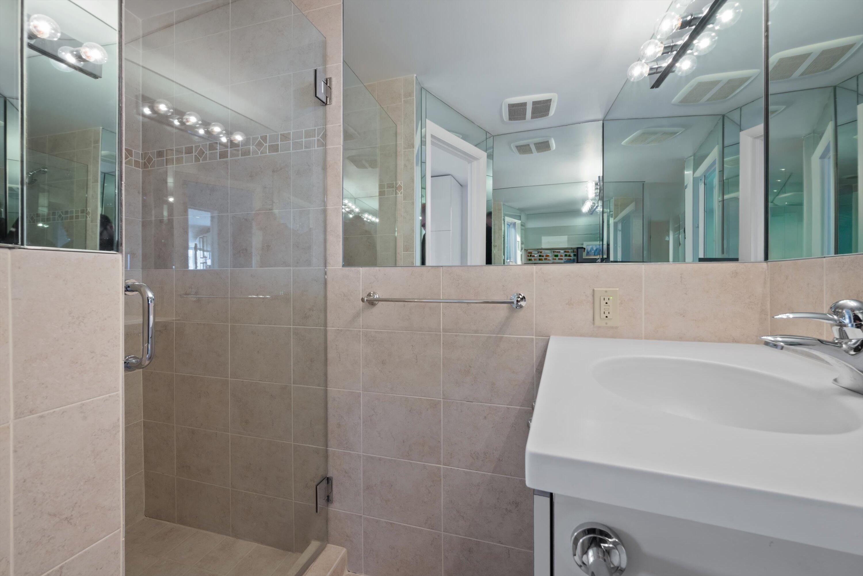 NUMBER ONE NORTH OCEAN CONDO - Residential