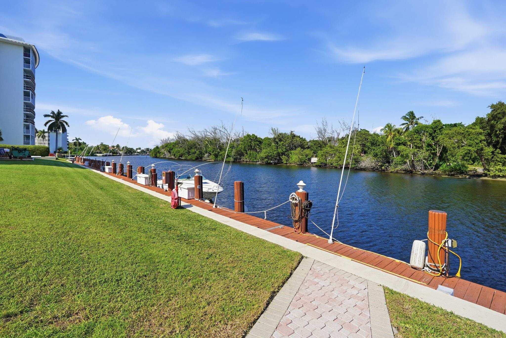 HILLSBORO LANDINGS CONDO - Residential