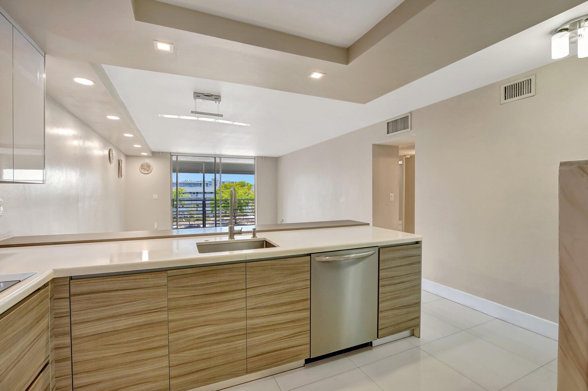 3600 NE 170th Street 407