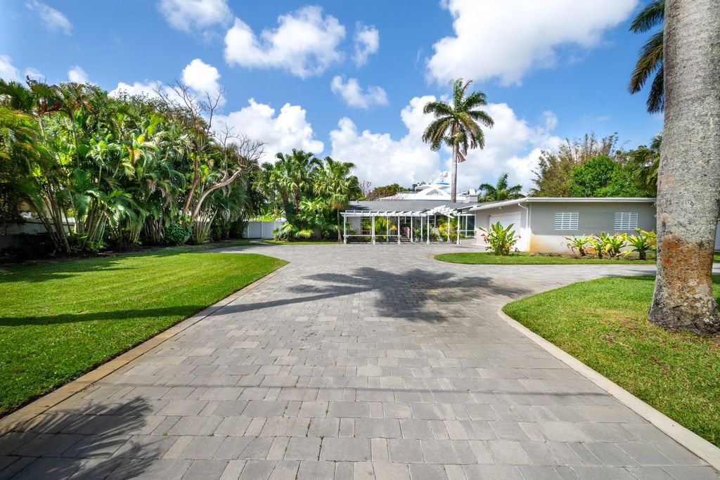 Photo of 2337 SW 27th Avenue, Fort Lauderdale, FL 33312 (MLS # F10554829)