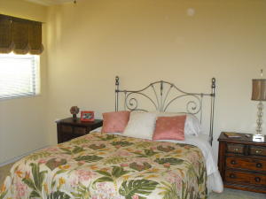 WEST BAY AT JONATHANS LANDING CONDO - Residential