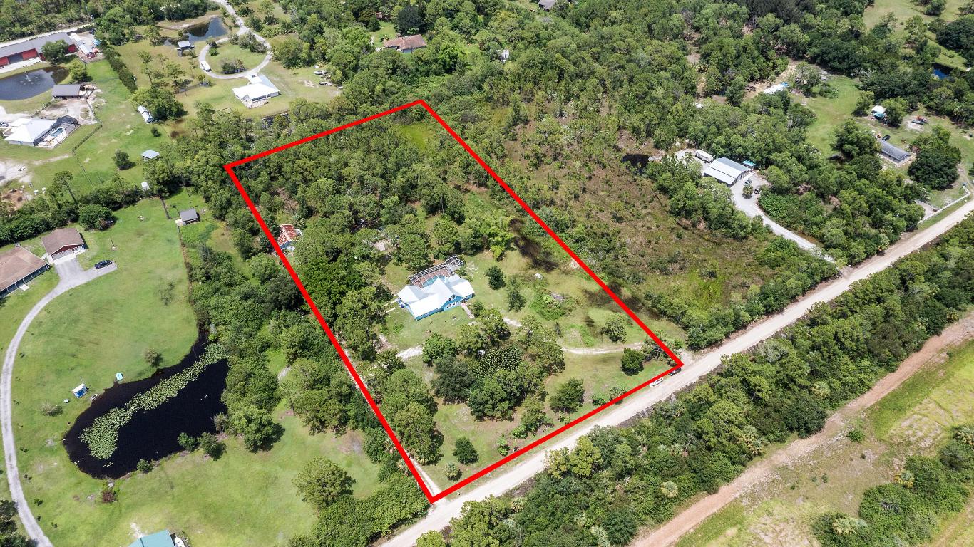 FELLSMERE FARMS CO S/D OF UNSURVEYED TWP 31 RNG 37 - Residential