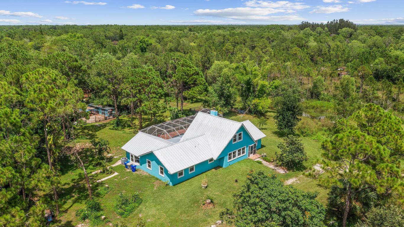 FELLSMERE FARMS CO S/D OF UNSURVEYED TWP 31 RNG 37 - Residential