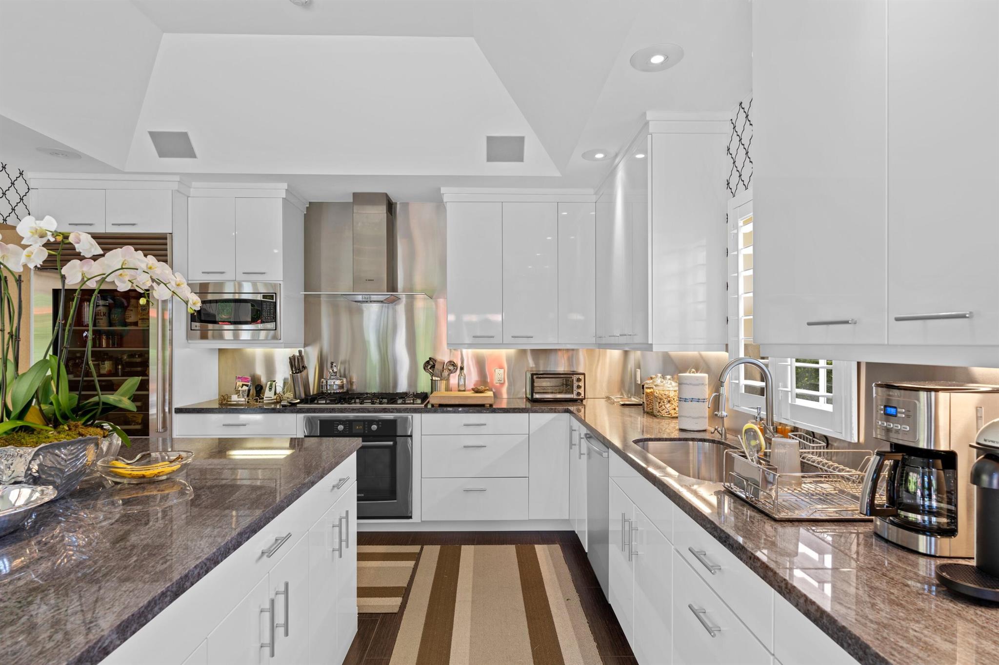 BERMUDA LANE - Residential