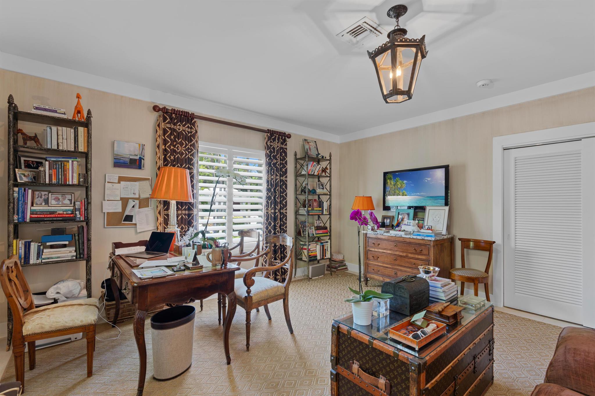 BERMUDA LANE - Residential