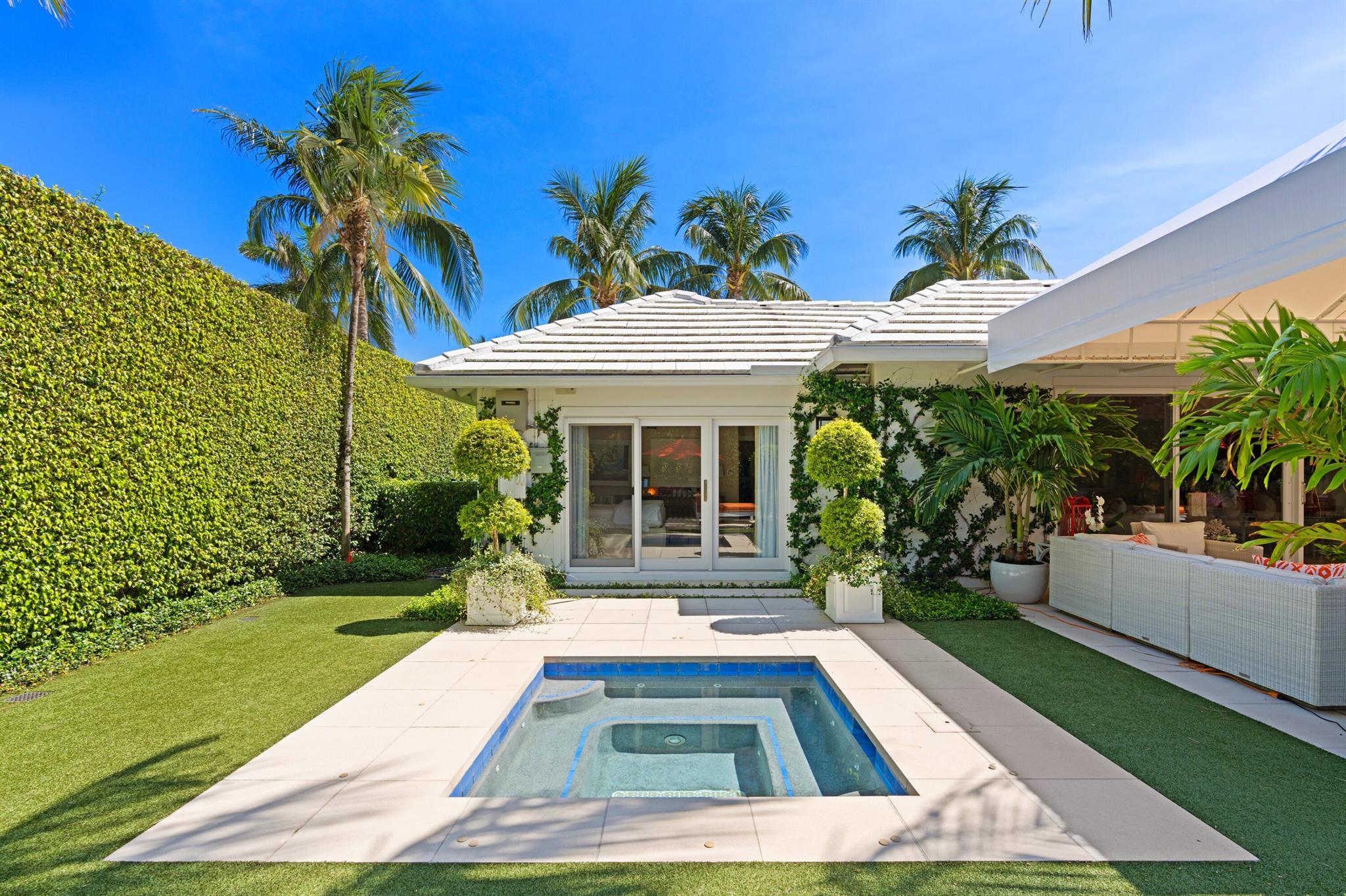 BERMUDA LANE - Residential