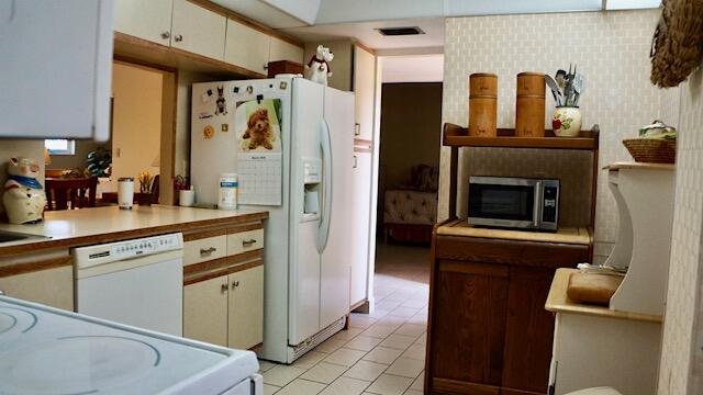 BOCA TEECA CONDO 5 - Residential