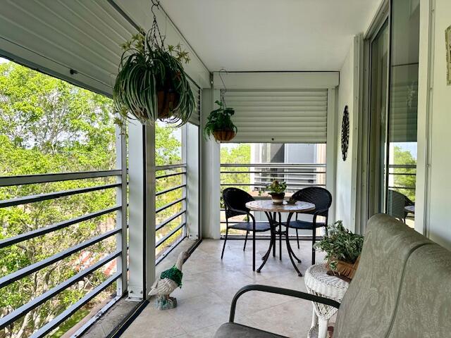 BOCA TEECA CONDO 5 - Residential