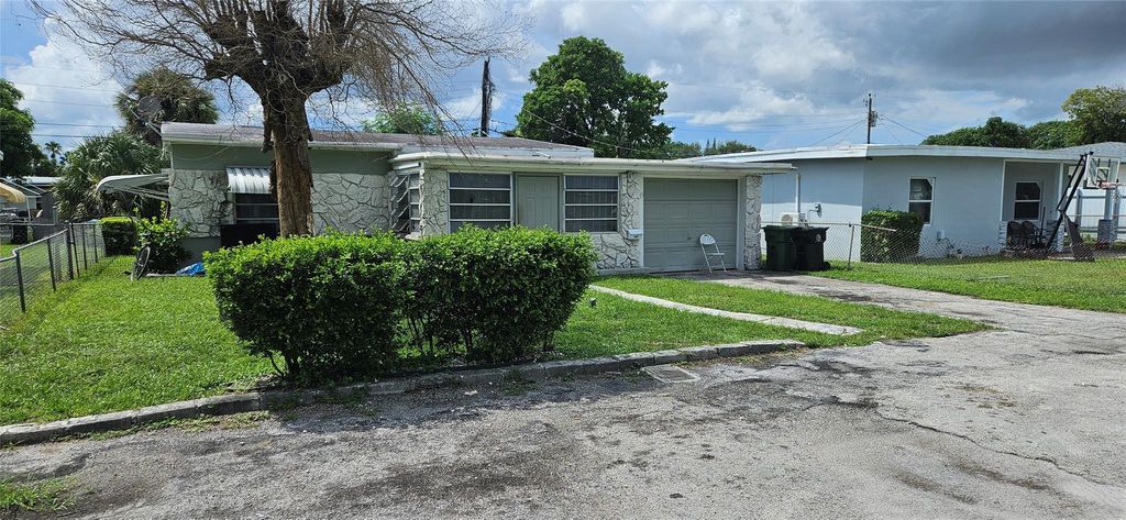 Photo of 419 NW 19th Ave, Fort Lauderdale, FL 33311 (MLS # F10461142)