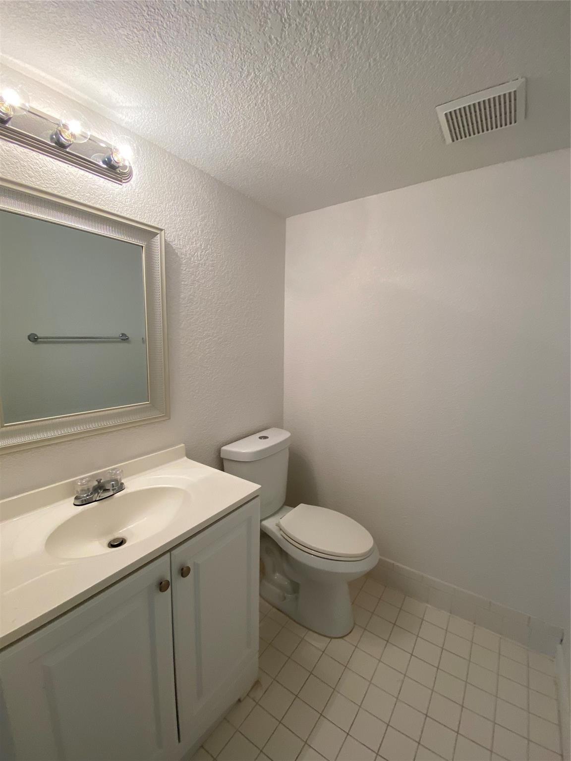 New Hampton At Century Vi - Residential Lease