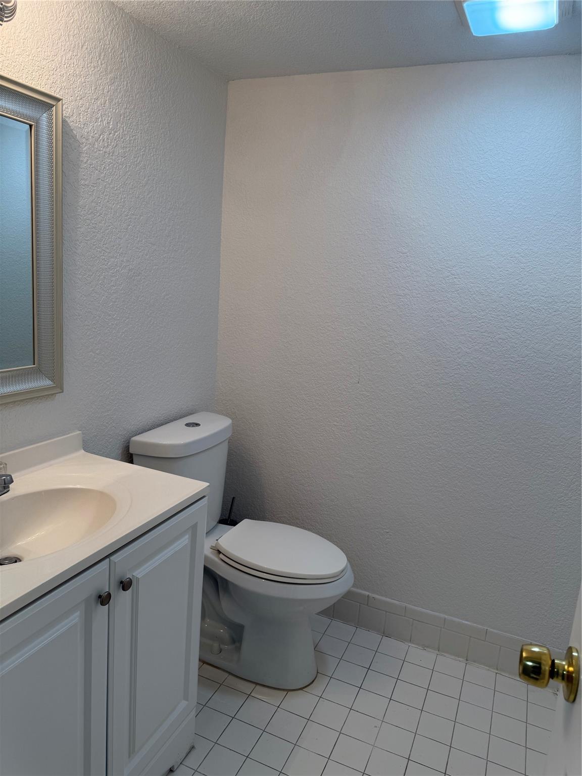 New Hampton At Century Vi - Residential Lease