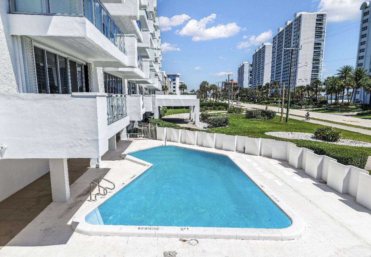 BOCA REEF CONDO - Residential