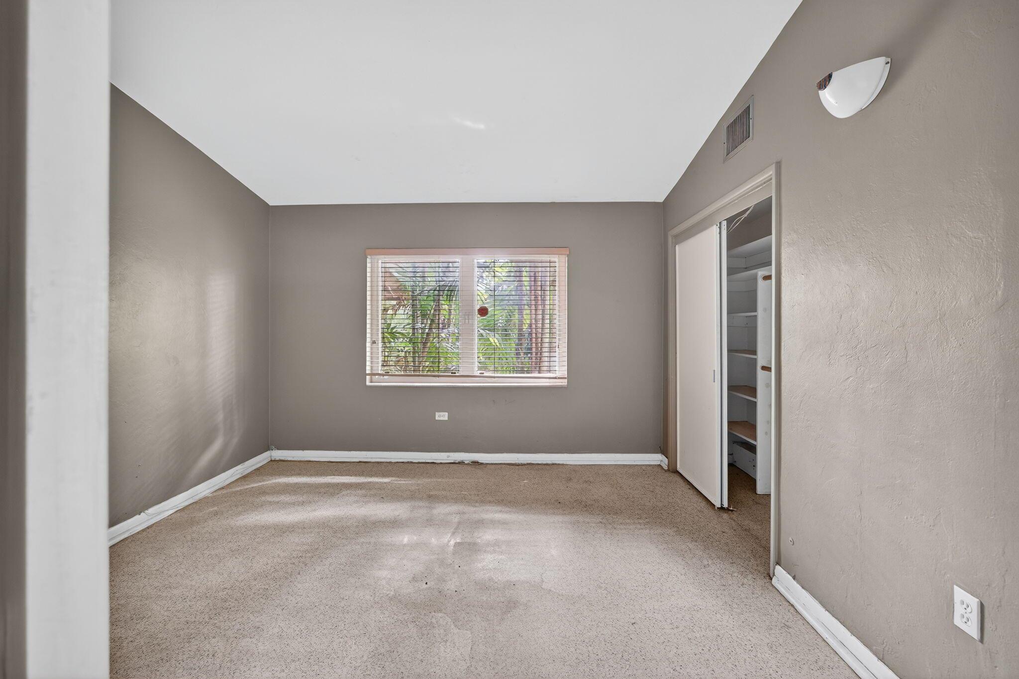 OAKRIDGE ESTATES SEC 3 - Residential