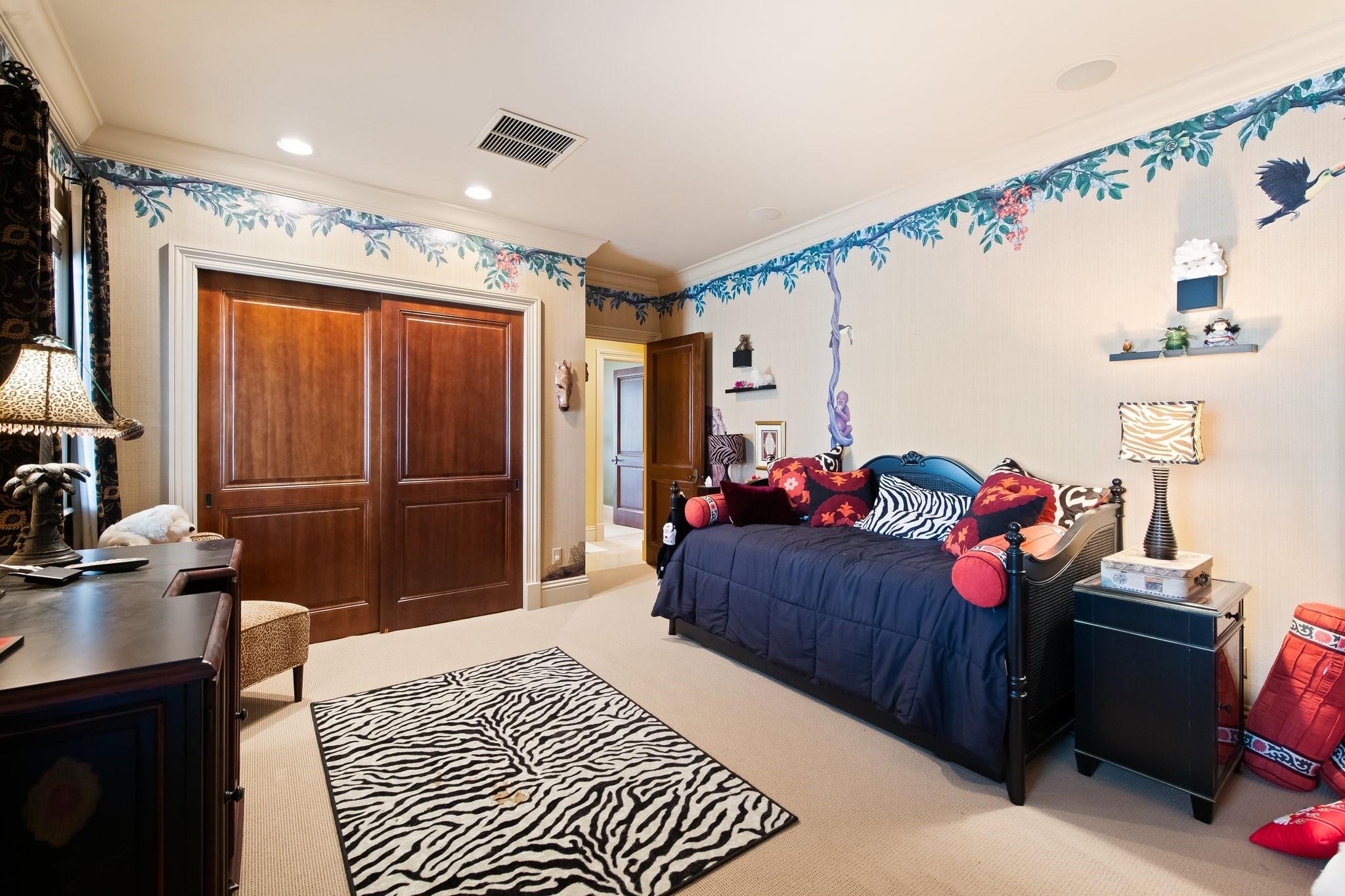 Hillsboro Mile - Residential