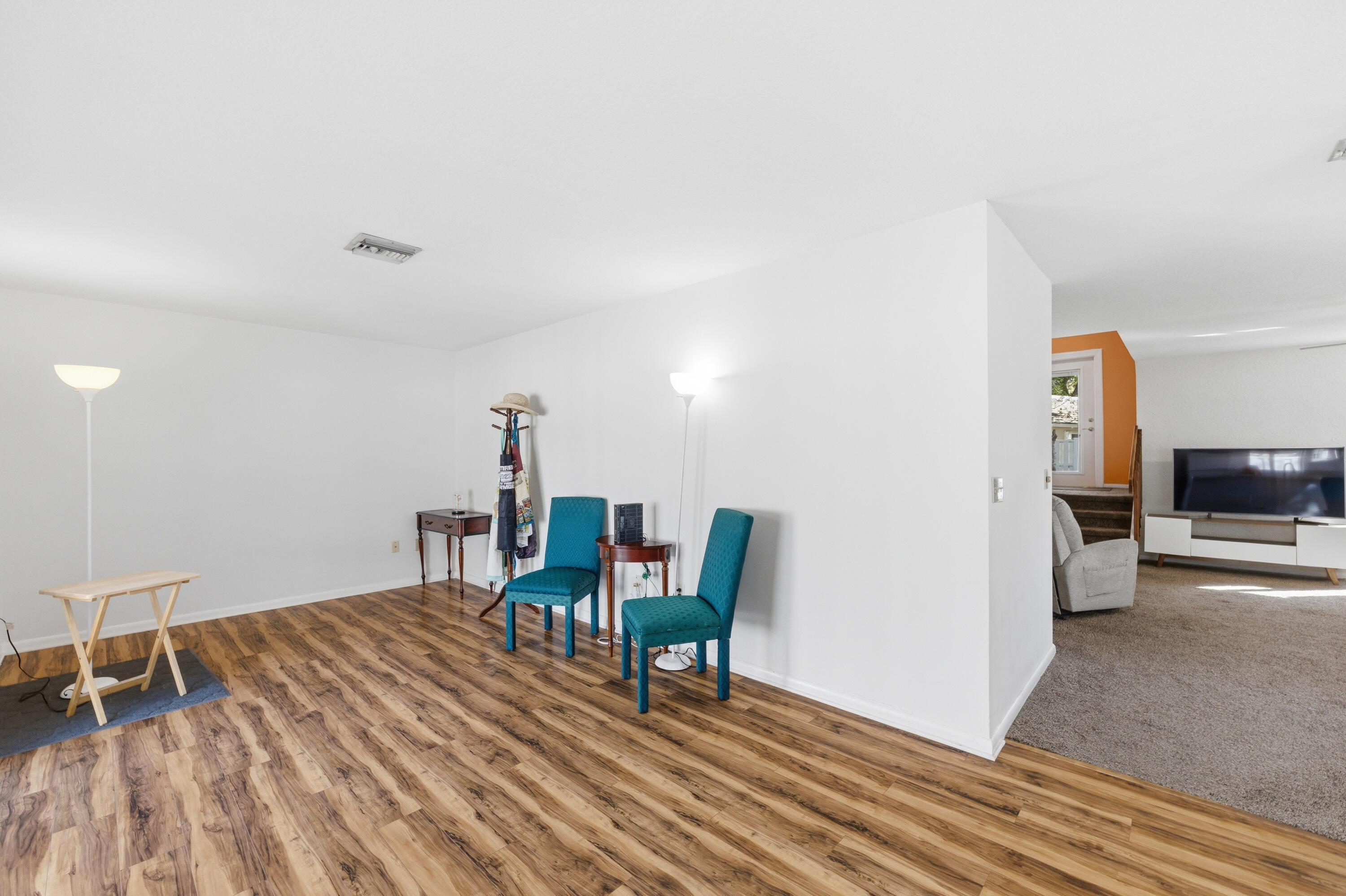 QUATRAINE - Residential