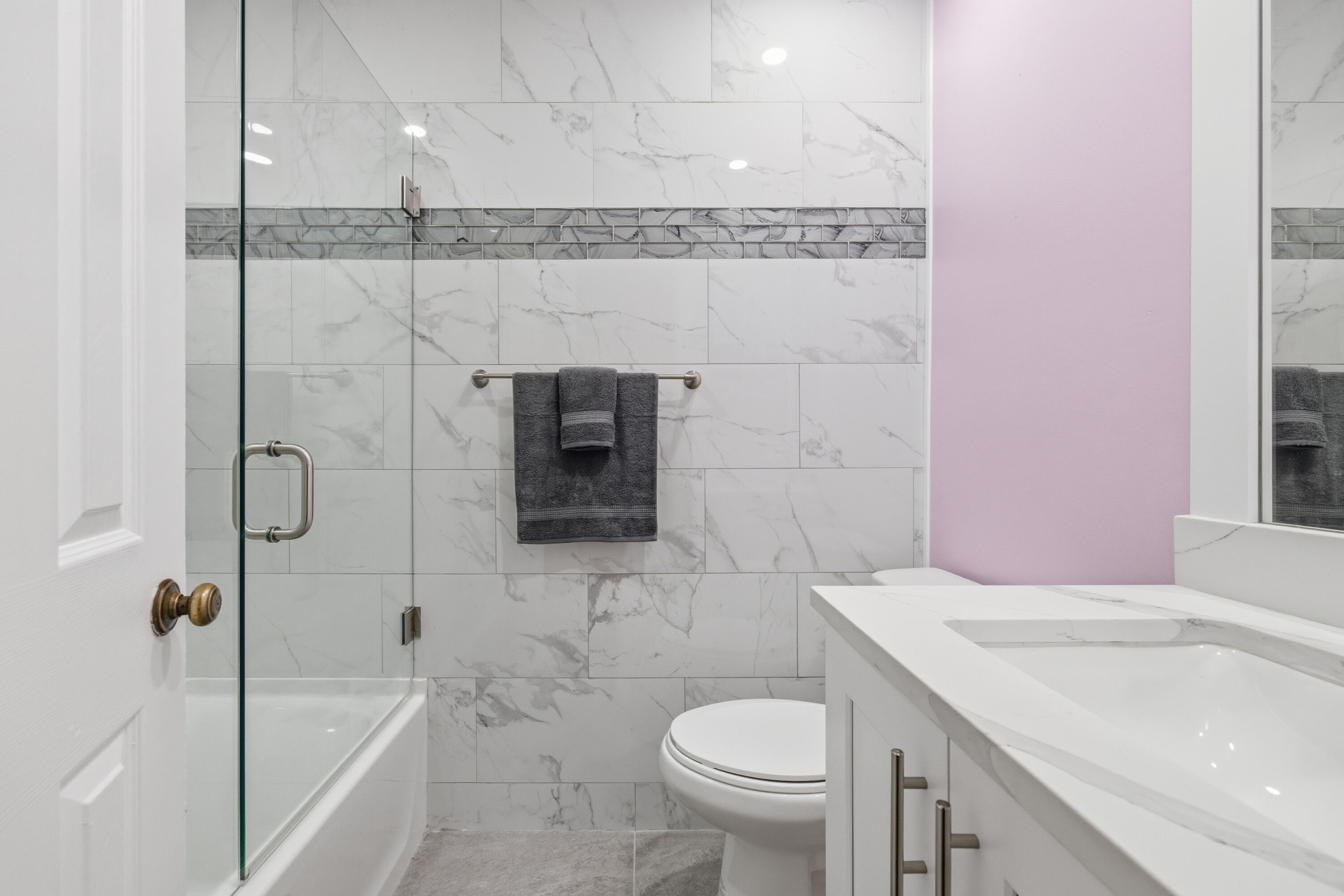 QUATRAINE - Residential