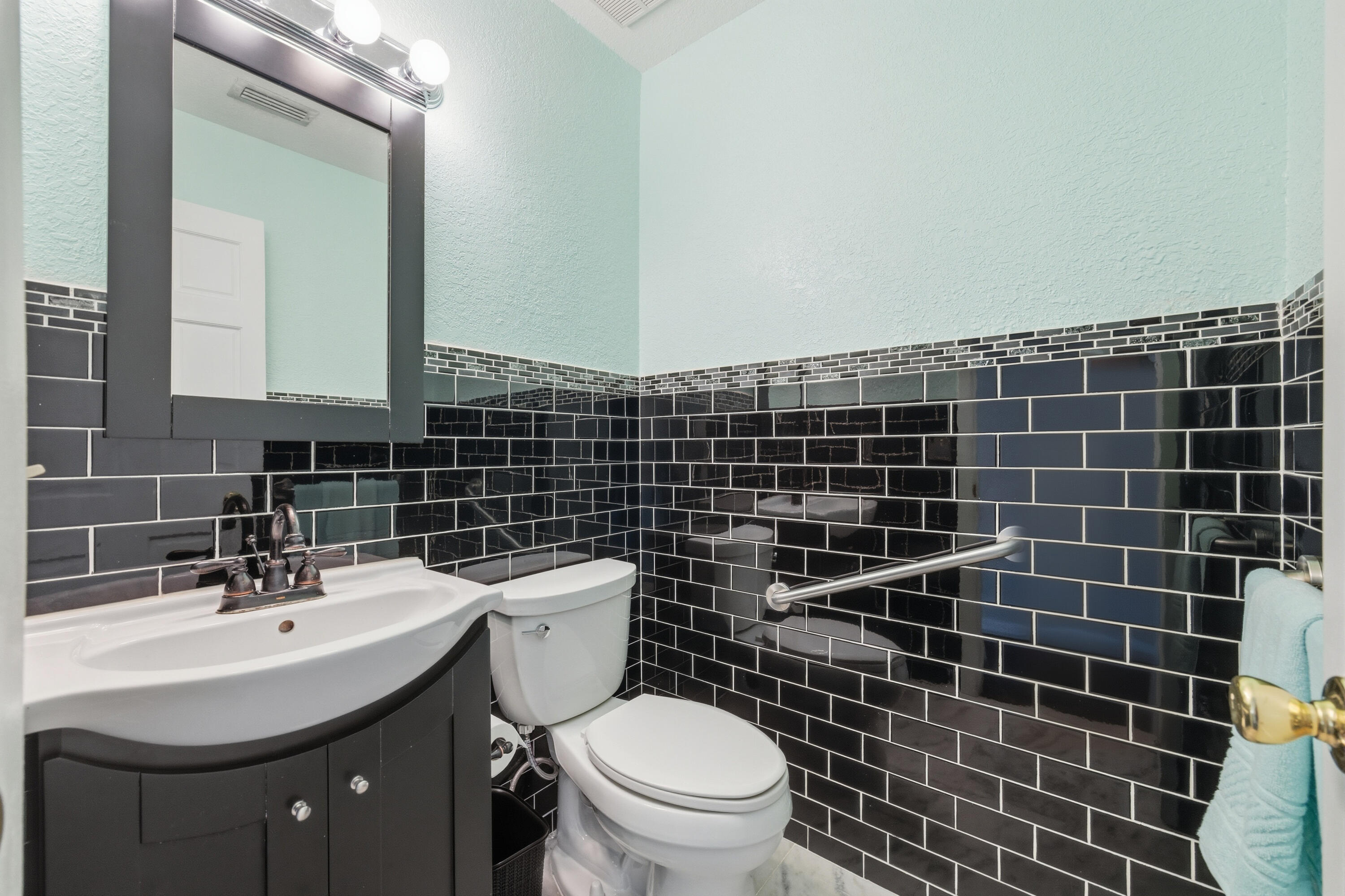 QUATRAINE - Residential