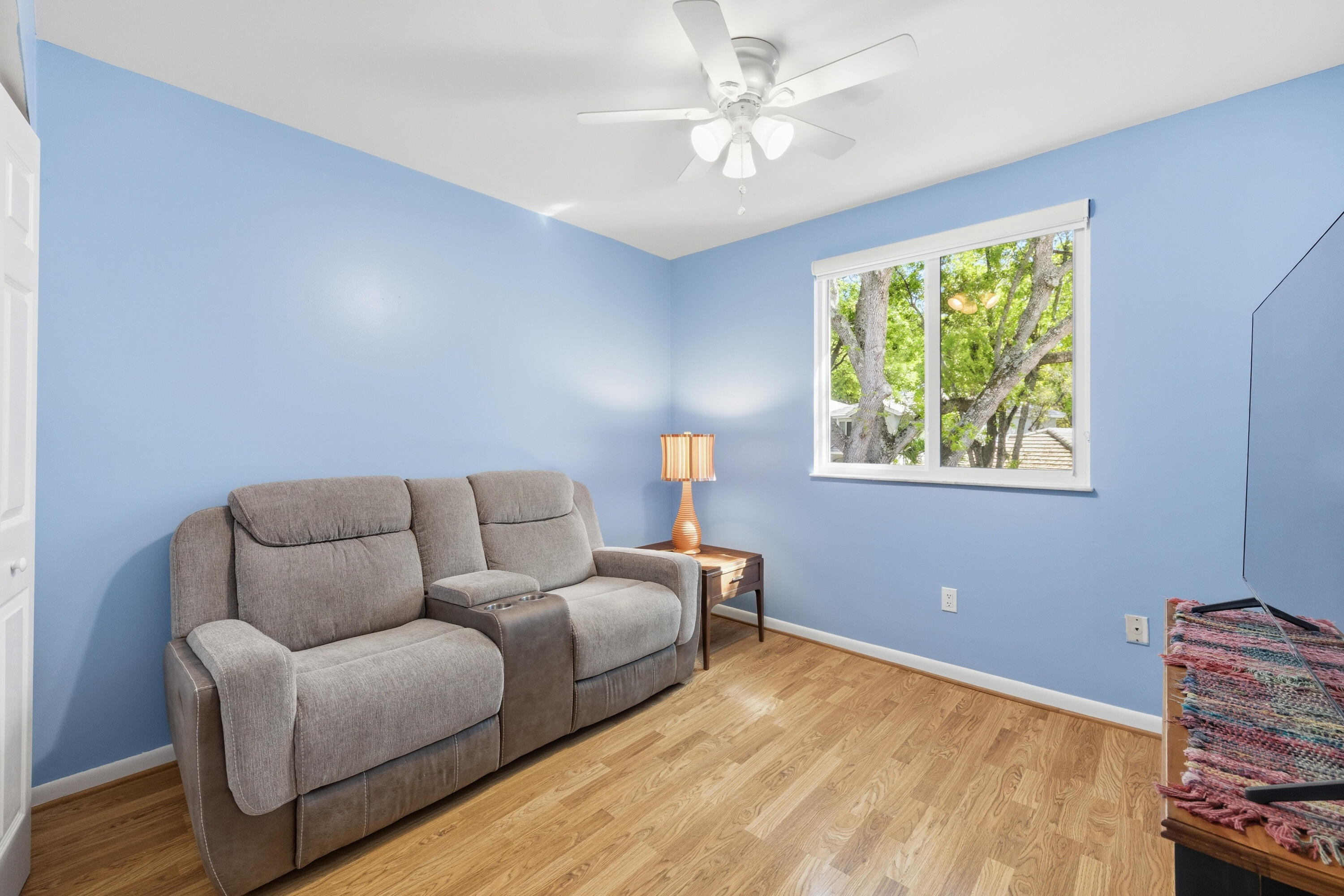 QUATRAINE - Residential