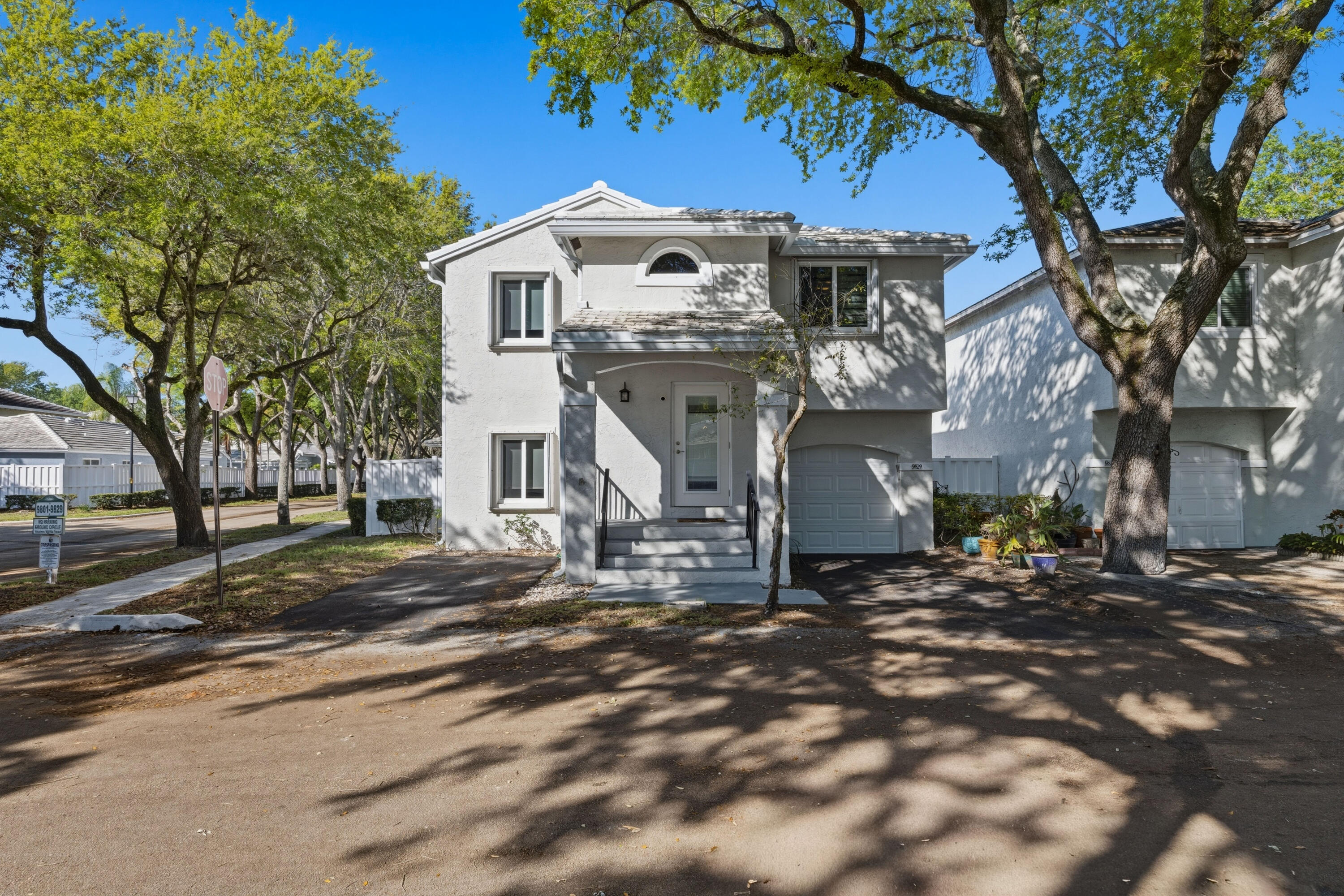 QUATRAINE - Residential