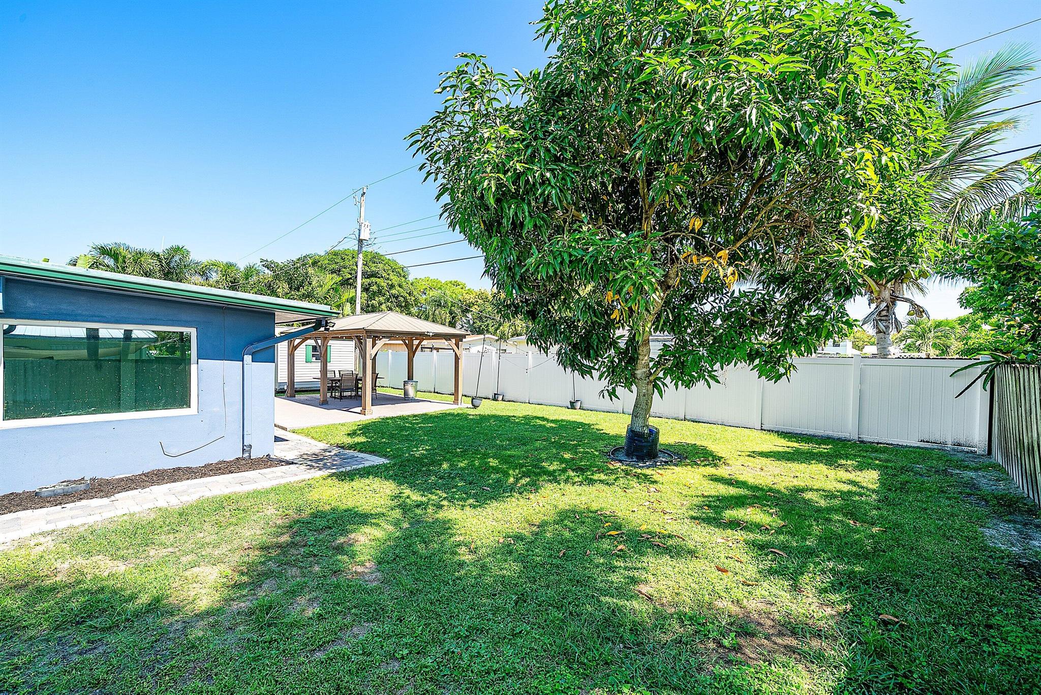 PENN PARK REPLAT - Residential Lease