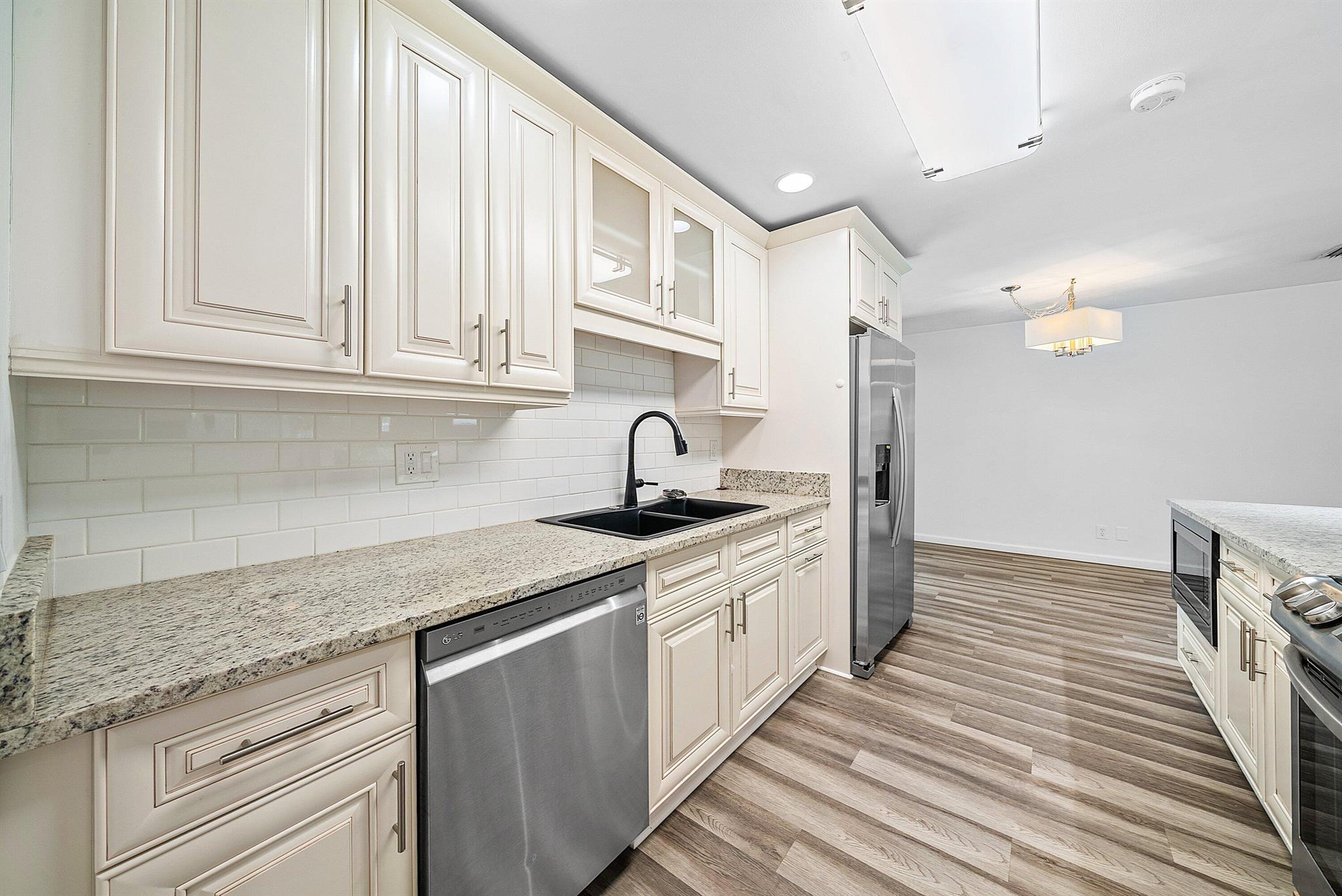 PENN PARK REPLAT - Residential Lease