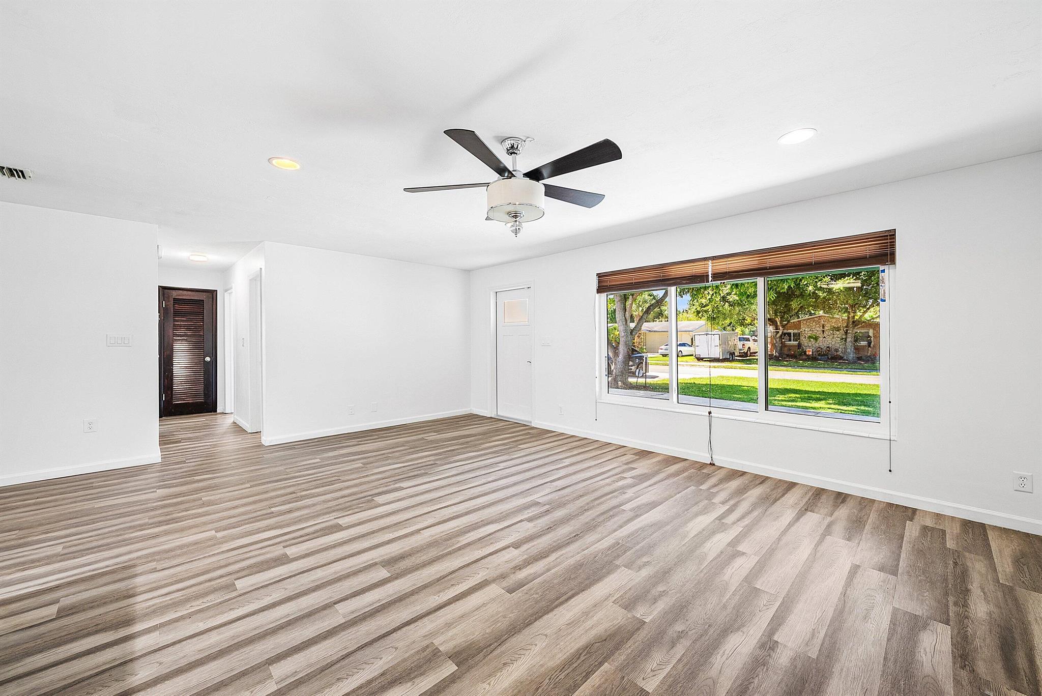 PENN PARK REPLAT - Residential Lease