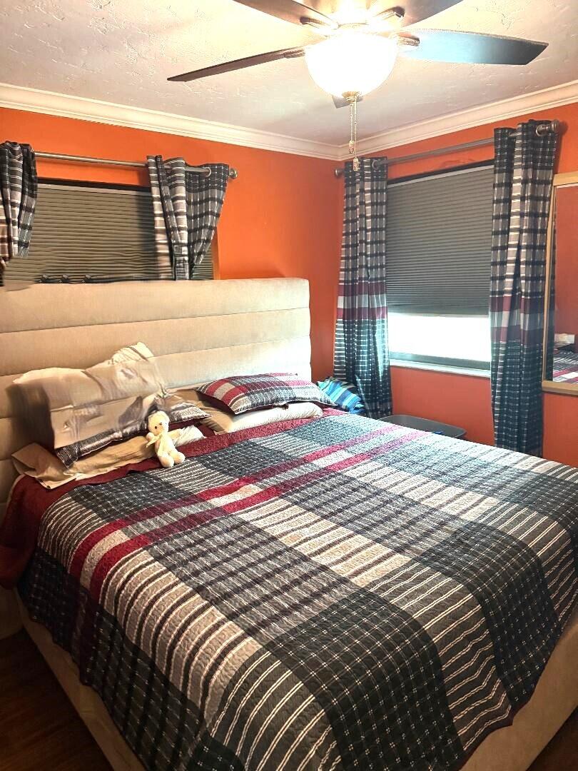 PINES OF OAKLAND - Residential