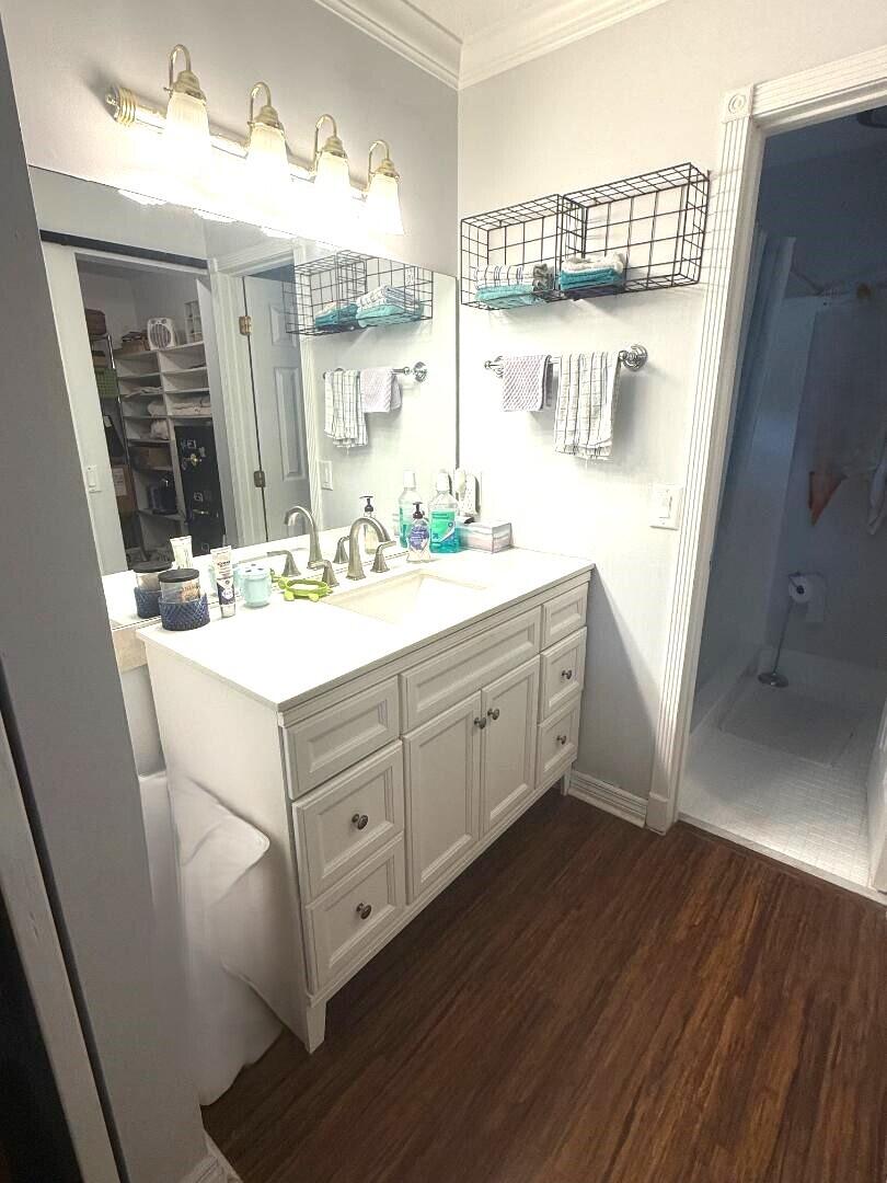 PINES OF OAKLAND - Residential