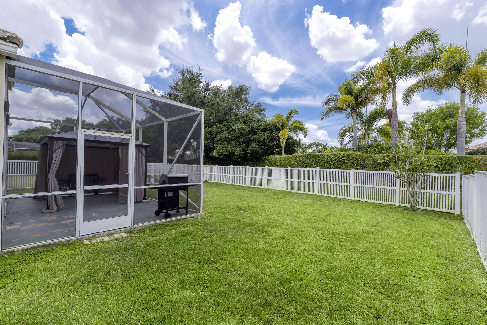 MADISON GREEN PL 1 - Residential