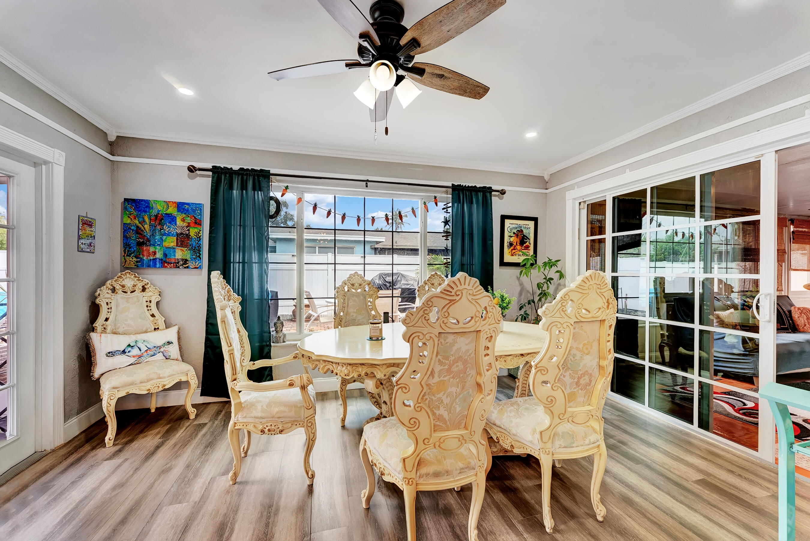 TROPIC PALMS 2 - Residential