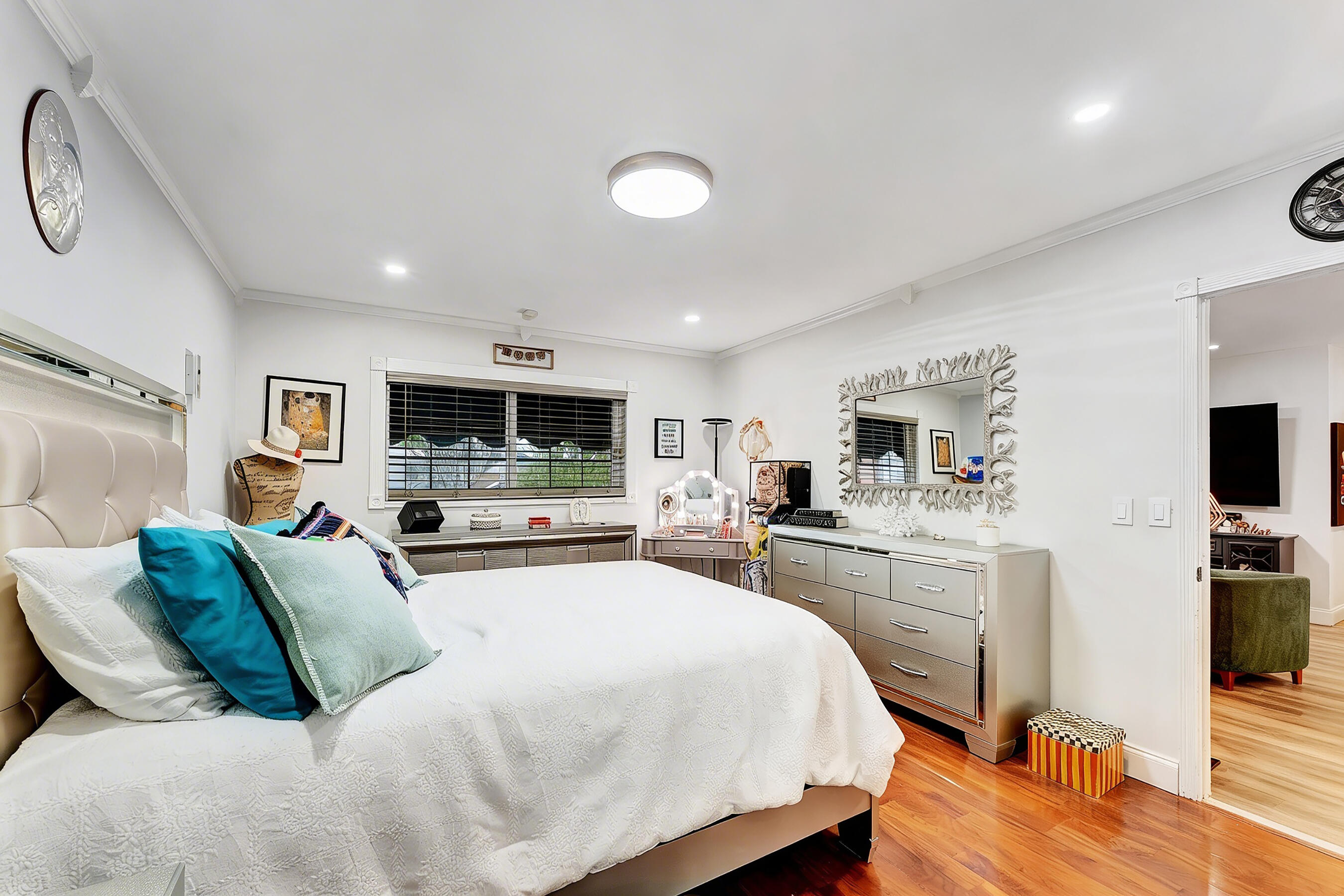 TROPIC PALMS 2 - Residential