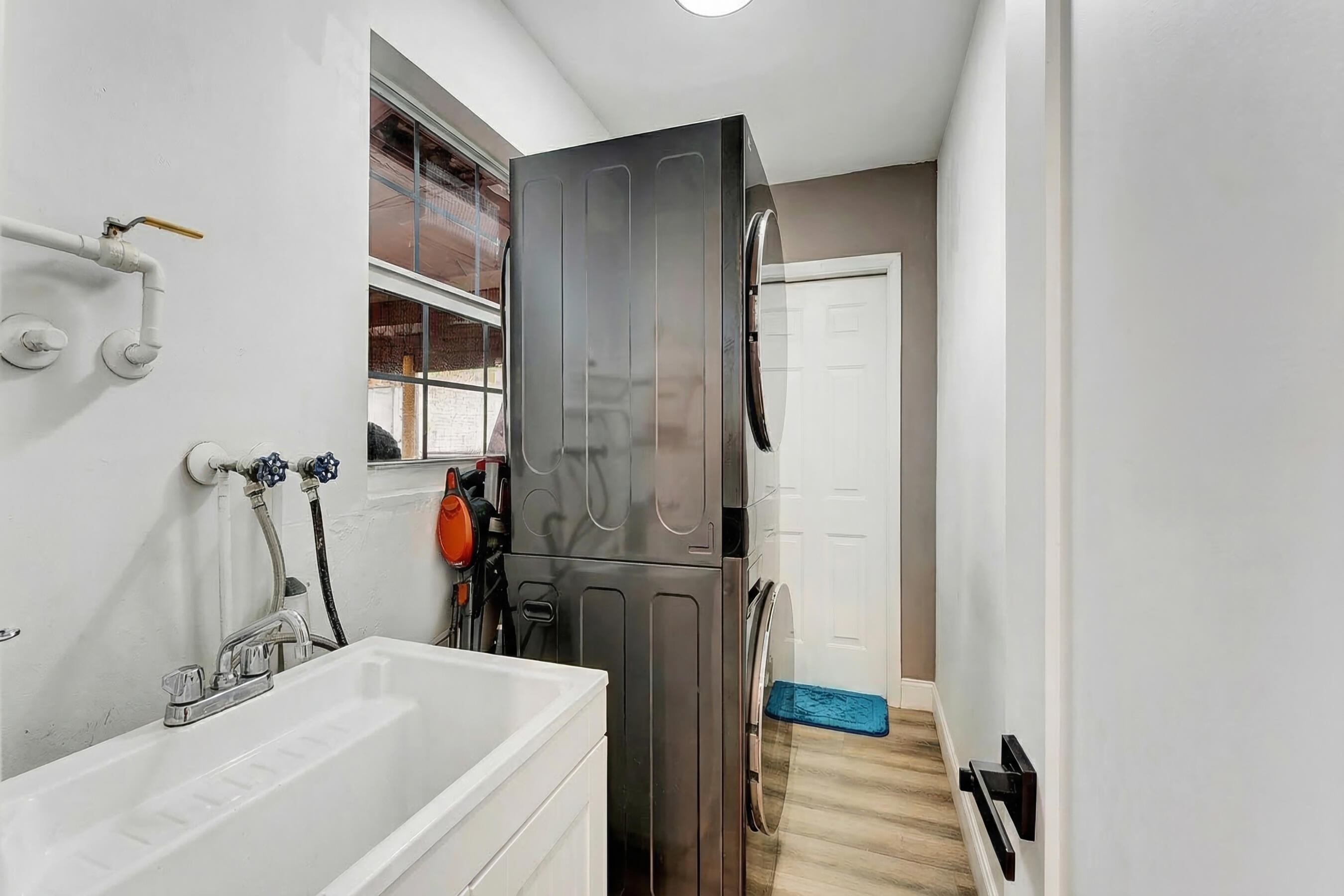 TROPIC PALMS 2 - Residential