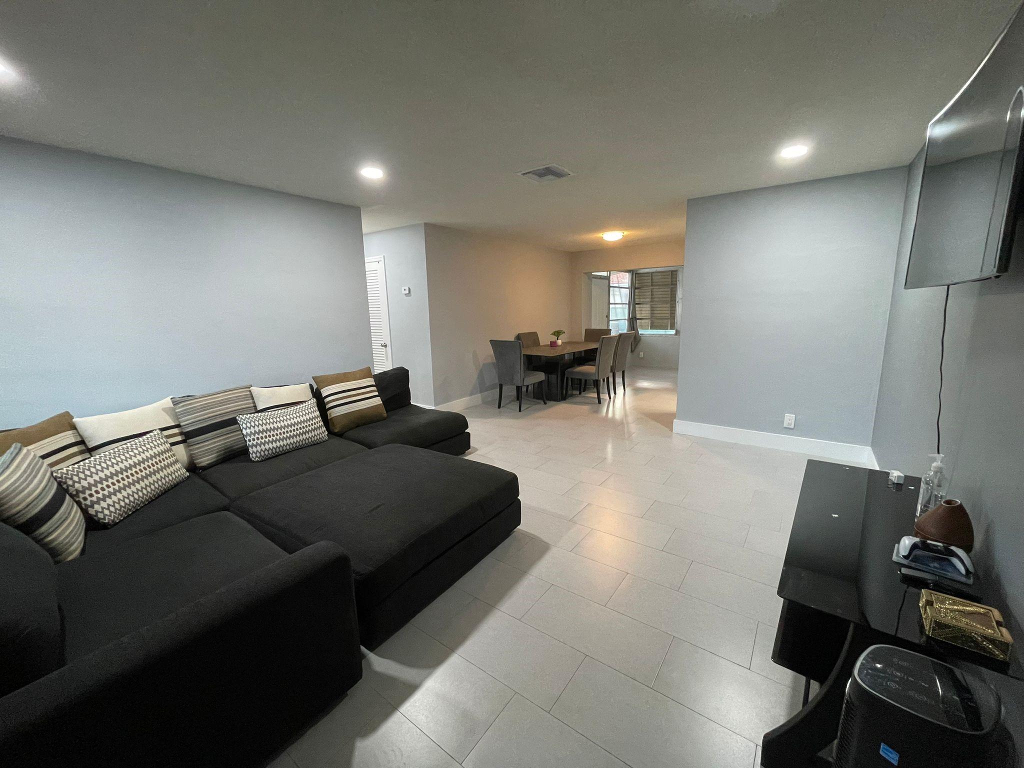 Tamarac Lakes North 3rd S - Residential