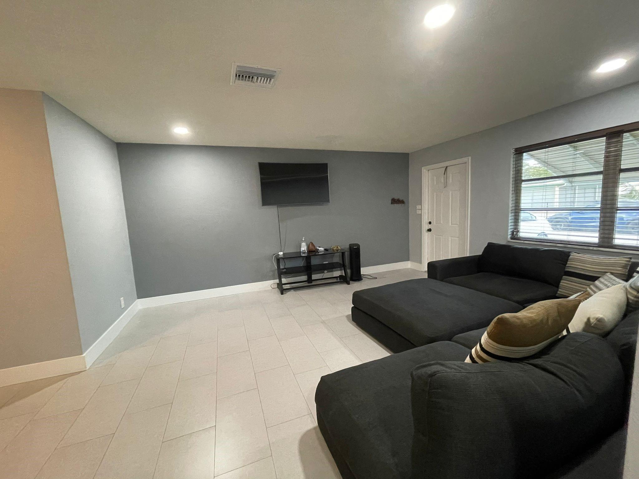 Tamarac Lakes North 3rd S - Residential