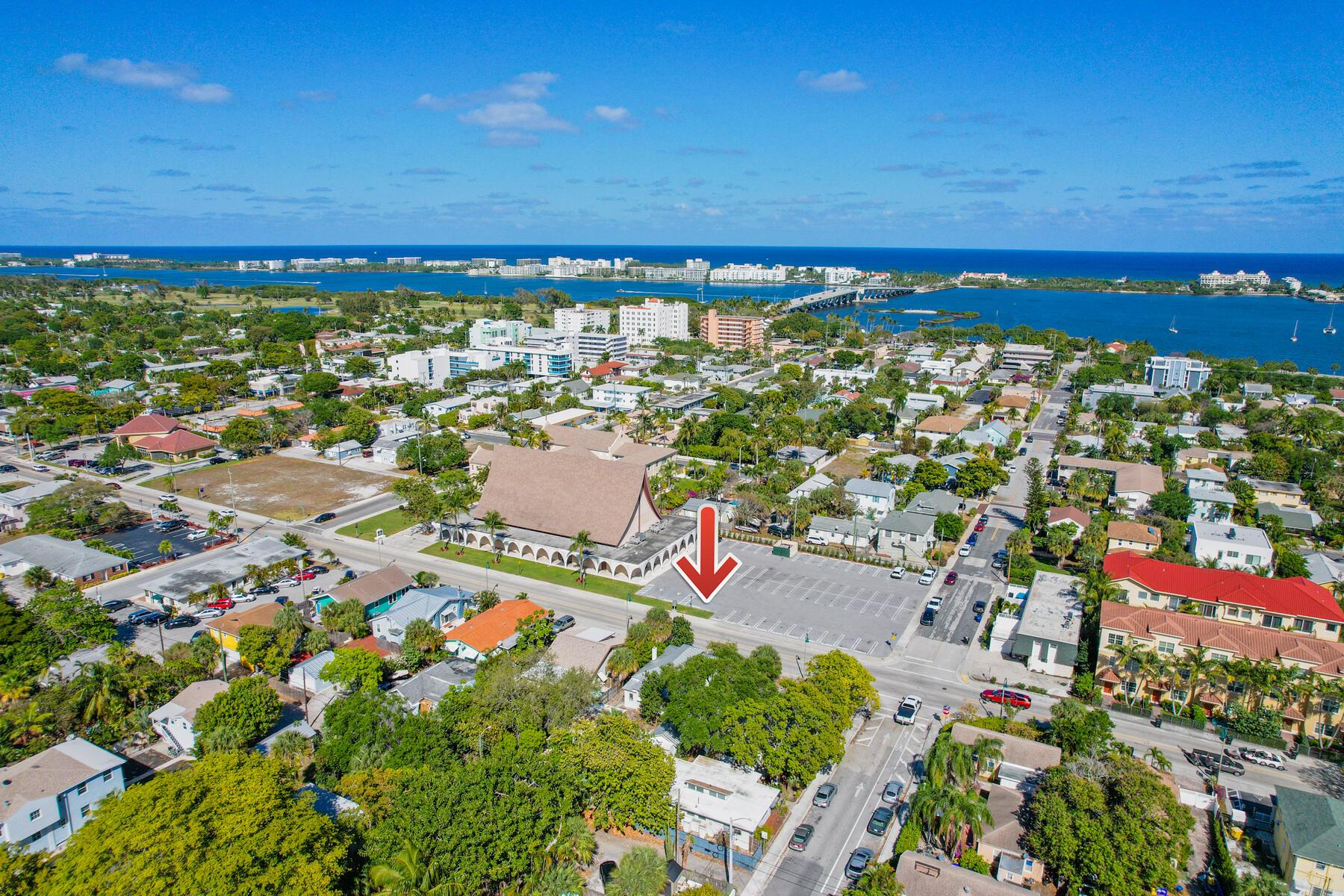LAKE WORTH TOWN OF - Residential Lease