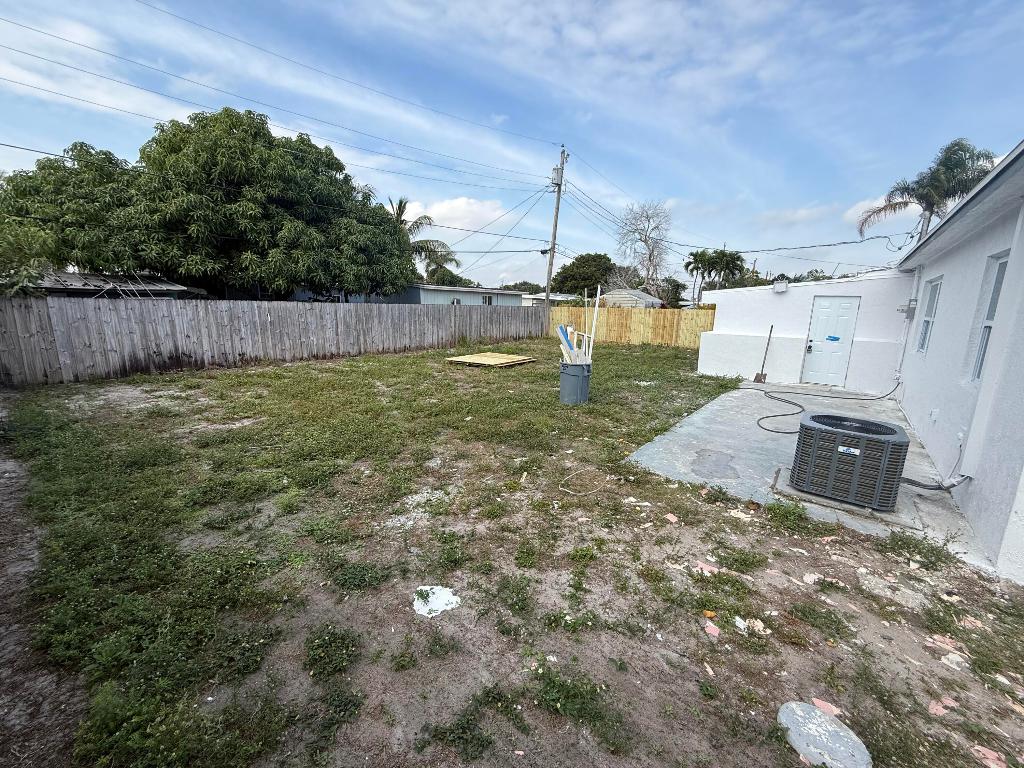 GOLFVIEW HGTS PL 8 IN PB 24 PGS 103 & 104 - Residential