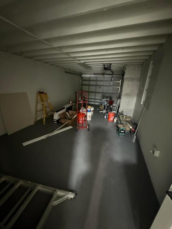 GOLFVIEW HGTS PL 8 IN PB 24 PGS 103 & 104 - Residential