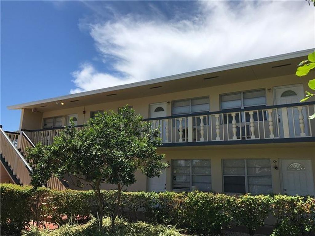 Photo of 801 S Federal Highway #113, Lake Worth Beach, FL 33460 (MLS # F10490943)