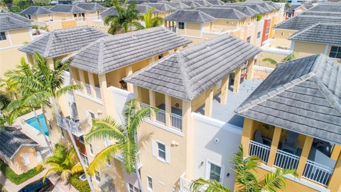 2314 Vintage Dr Lighthouse Point FL 33064