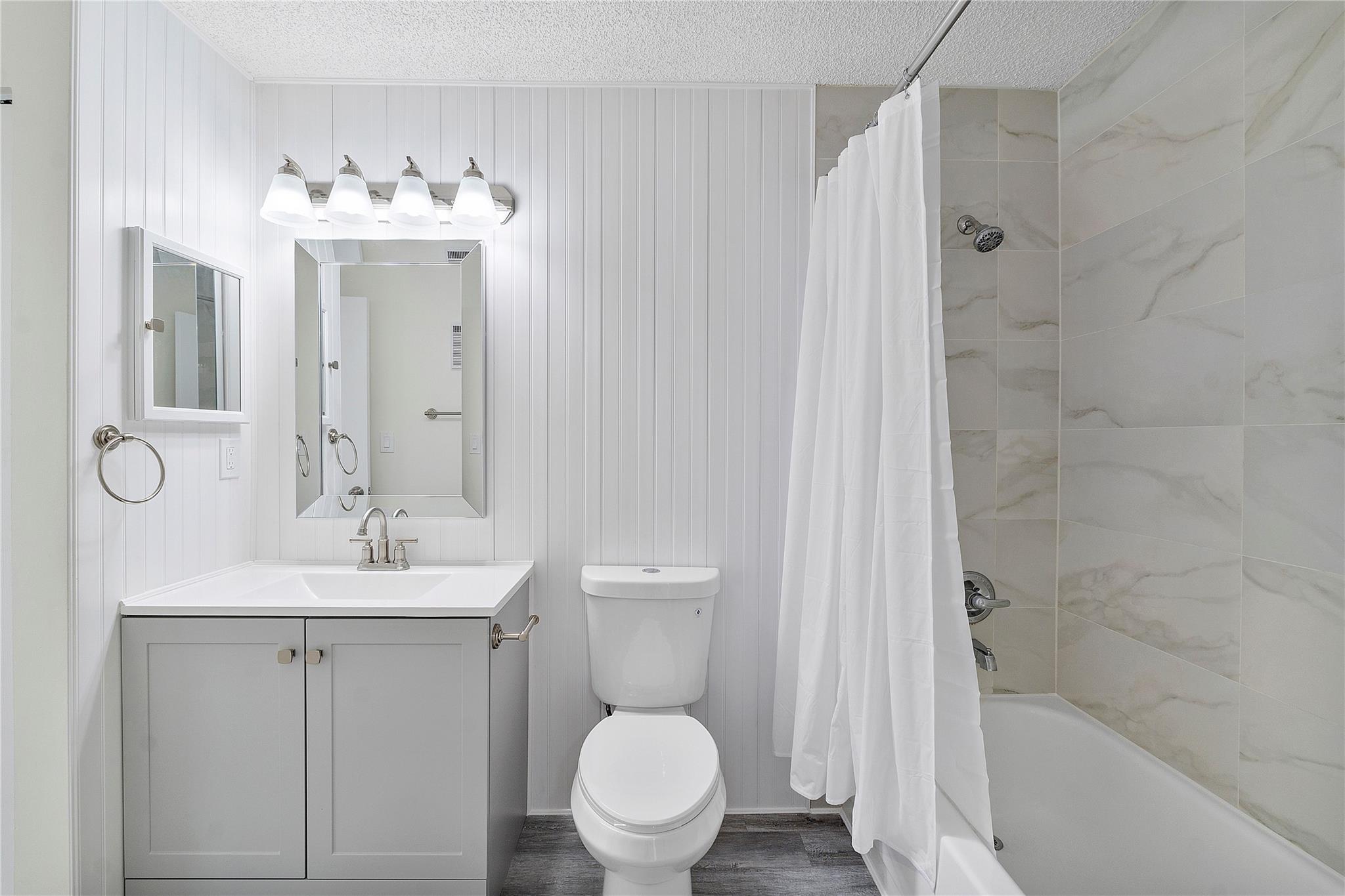 Coco Parc Condo - Residential Lease